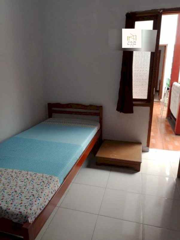 dijual kost jl buah batu dekat griya