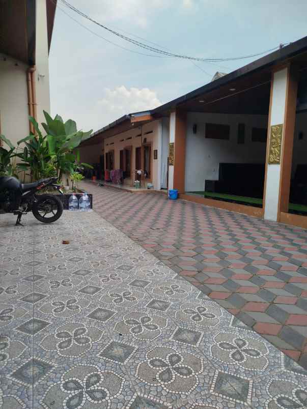 dijual kost jl mengger girang sukaati