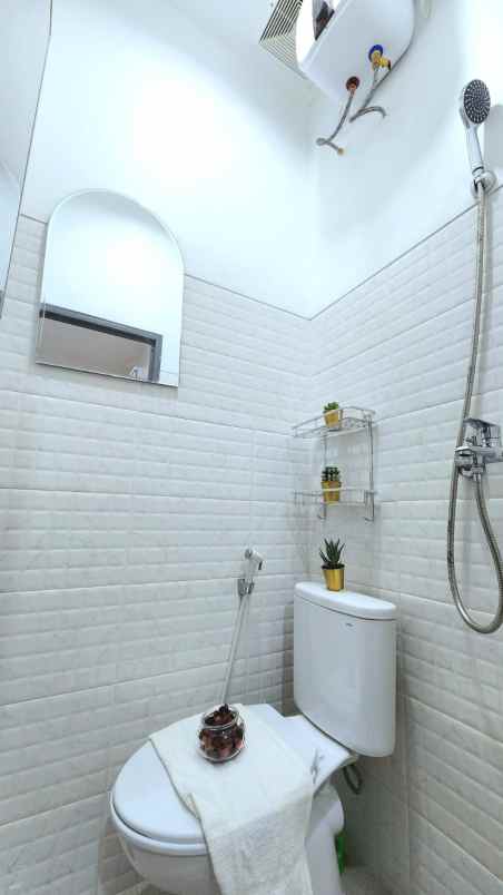 dijual kost jl muwardi grogol kec