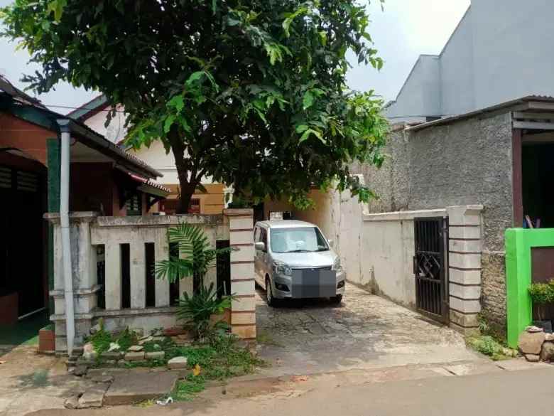 dijual kost pondok kacang barat