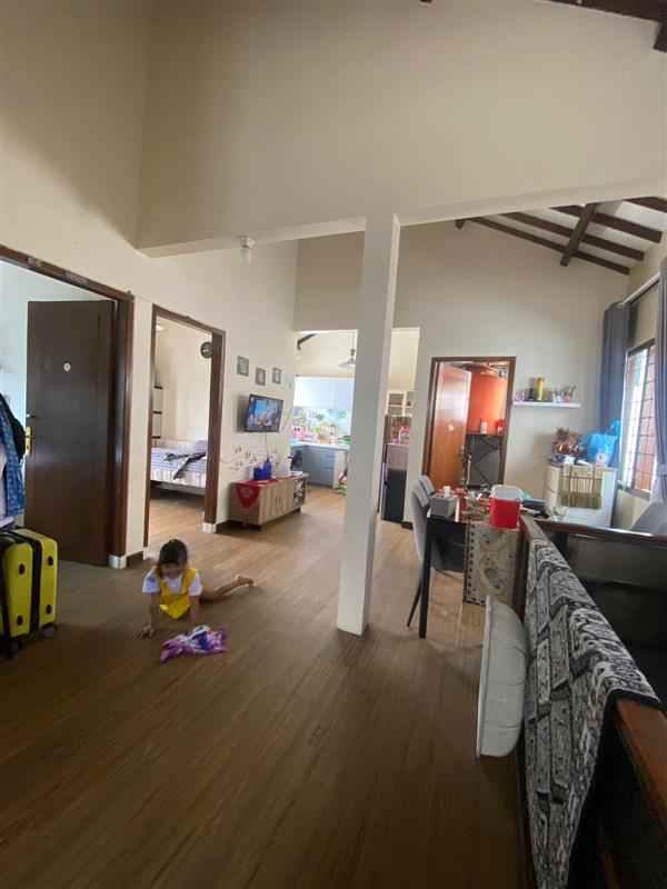 dijual murah rumah hook siap huni di margahayu raya