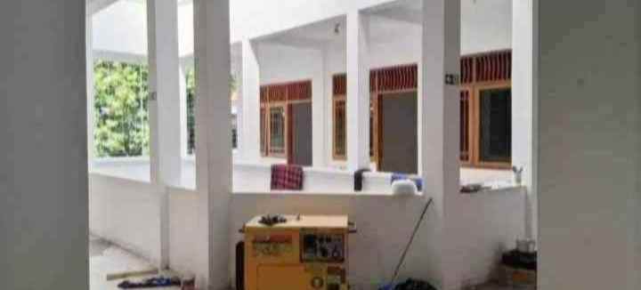 dijual ruko 4 lantai lokasi strategis
