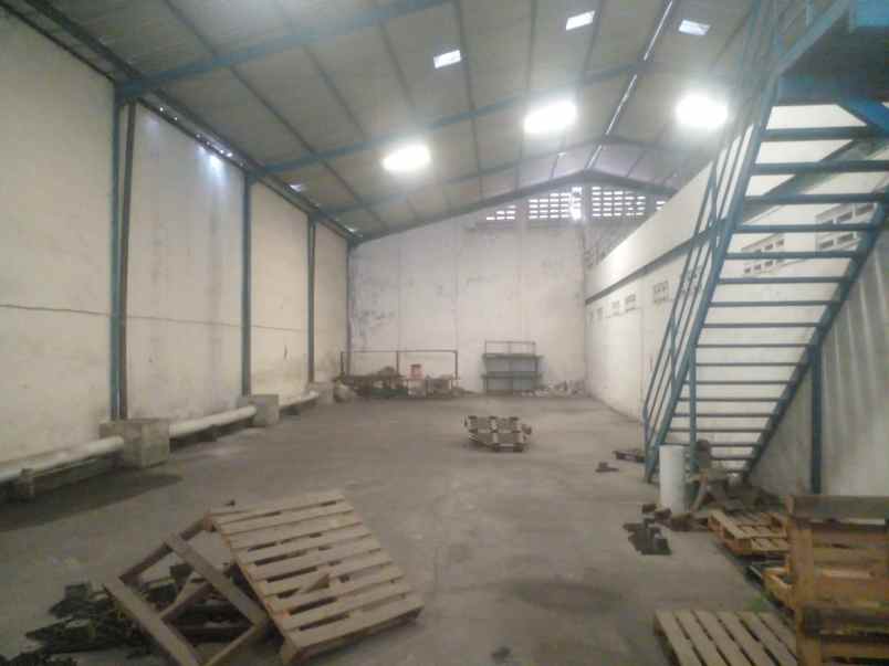 dijual ruko gudang kantor gudang fira 51 kenjeran