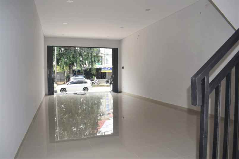 dijual ruko gudang kantor jalan harapan indah raya