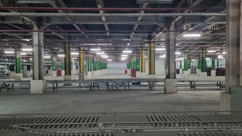 dijual ruko gudang kantor jalan raya cikarang
