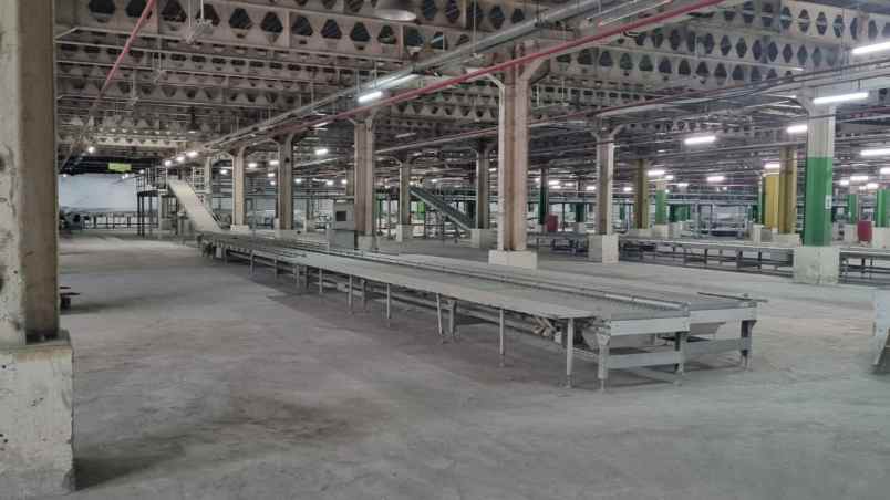 dijual ruko gudang kantor jalan raya cikarang