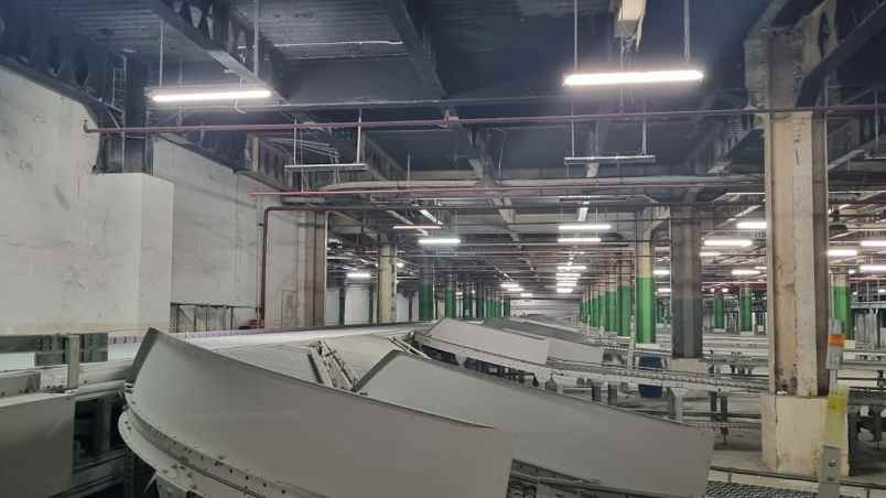 dijual ruko gudang kantor jalan raya cikarang