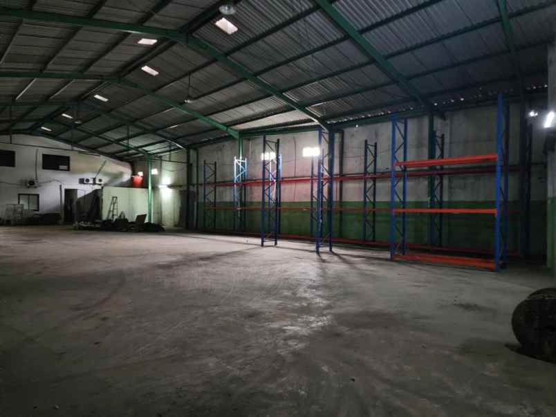 dijual ruko gudang kantor jl cilangkap raya cipayung