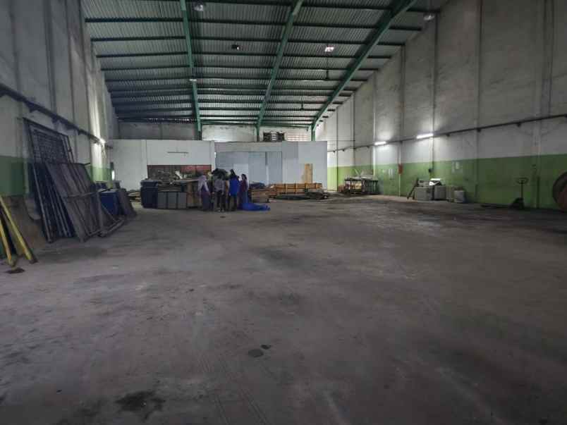 dijual ruko gudang kantor jl cilangkap raya cipayung