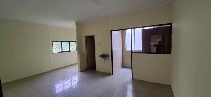 dijual ruko gudang kantor pegangsaan dua