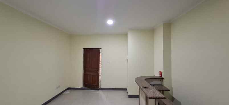 dijual ruko gudang kantor pegangsaan dua