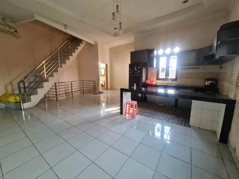 dijual ruko gudang kantor villa tomang baru kutabumi