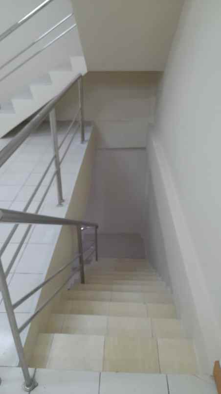 dijual ruko strategis di kebayoran lama