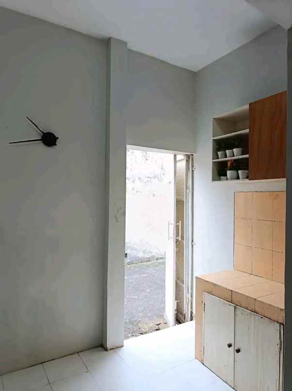 dijual rumah 1 5 km ke ringroad