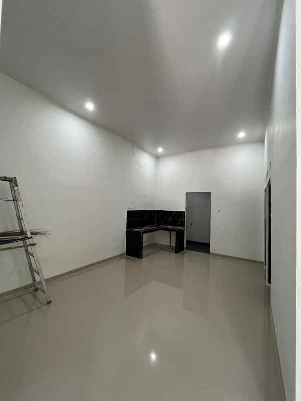 dijual rumah 2 km ringroad