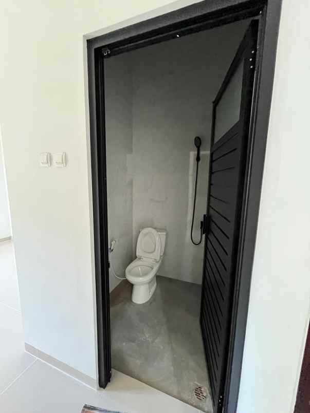 dijual rumah 2 km ringroad