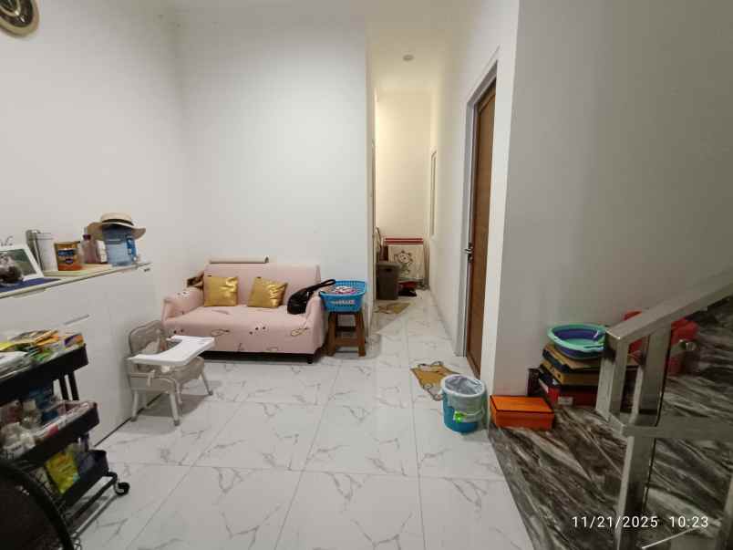 dijual rumah 3 lantai kelapa gading