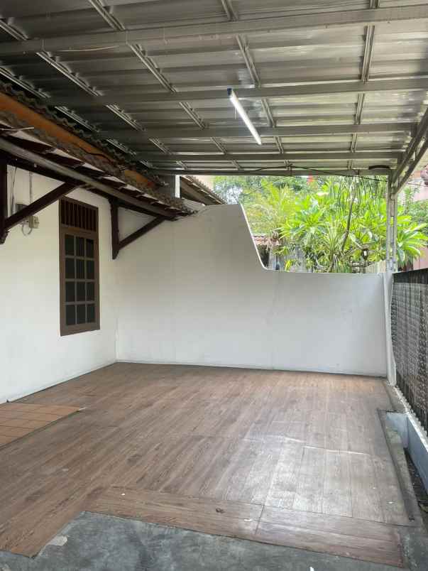 dijual rumah apik 1 lantai di kedaung ciputat