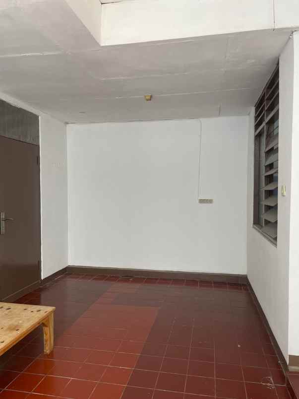 dijual rumah apik 1 lantai di kedaung ciputat