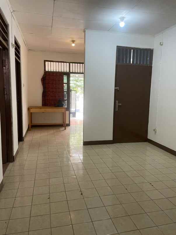 dijual rumah apik 1 lantai di kedaung ciputat