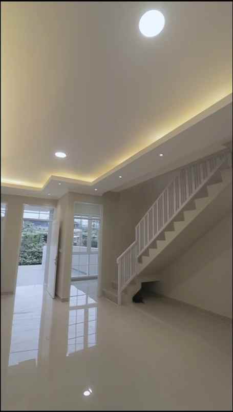 dijual rumah arcamanik