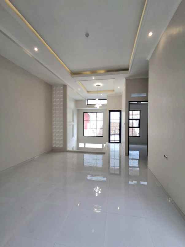 dijual rumah asrikaton