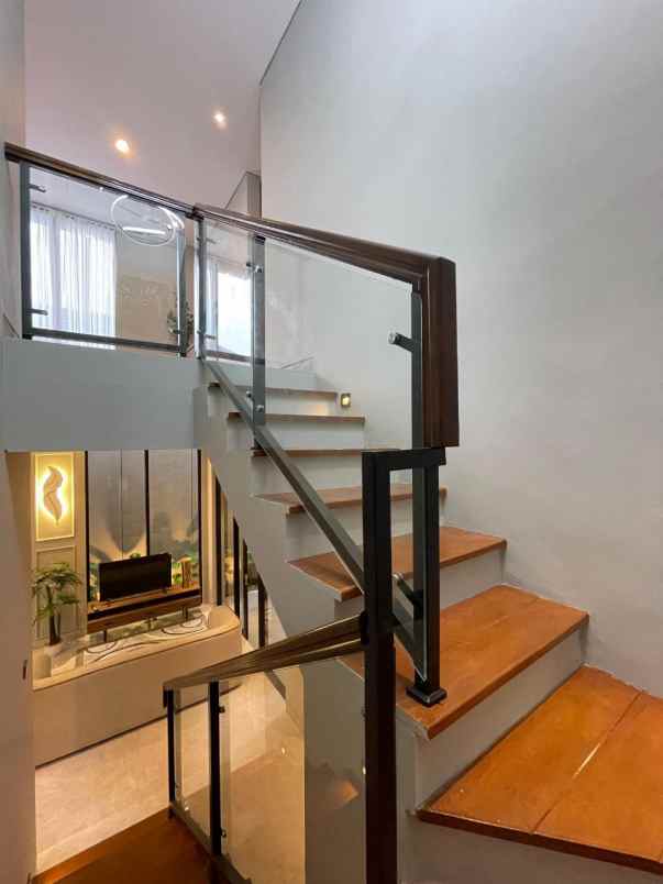 dijual rumah bakungan wedomartani