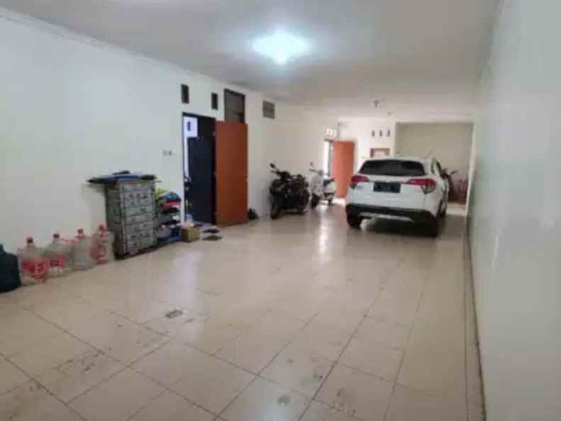 dijual rumah banyumanik