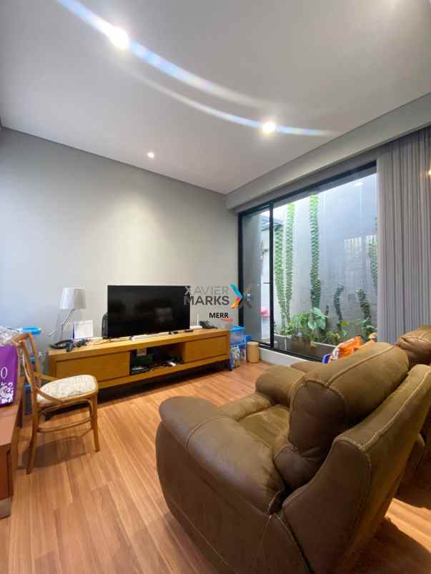 dijual rumah baruk tengah