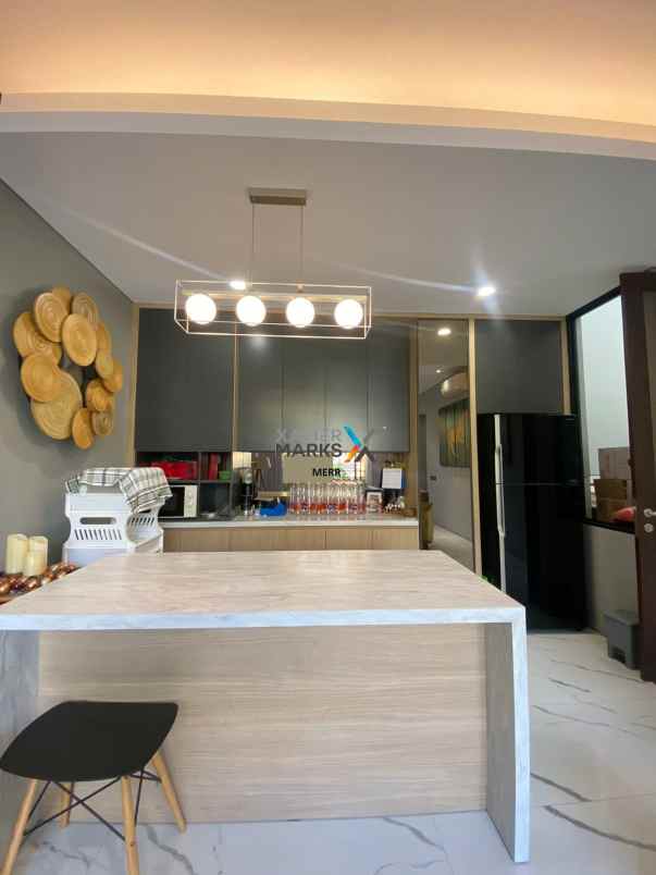 dijual rumah baruk tengah