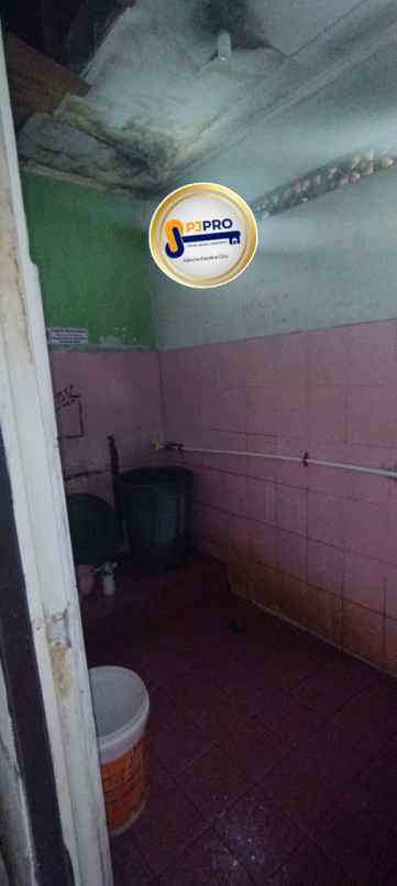 dijual rumah bekasi selatan