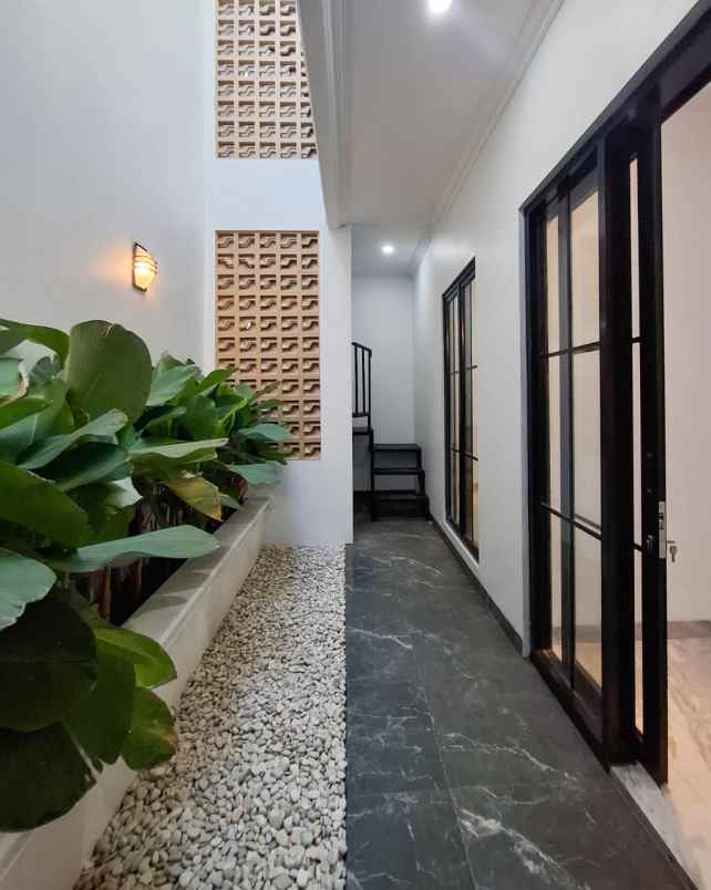 dijual rumah bintaro sektor 9 tangsel