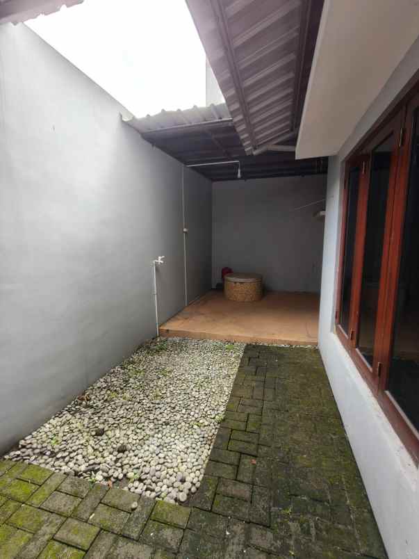 dijual rumah blok o banguntapan bantul