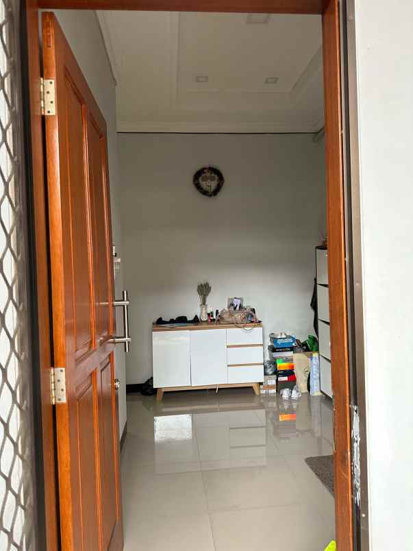 dijual rumah cengkareng indah