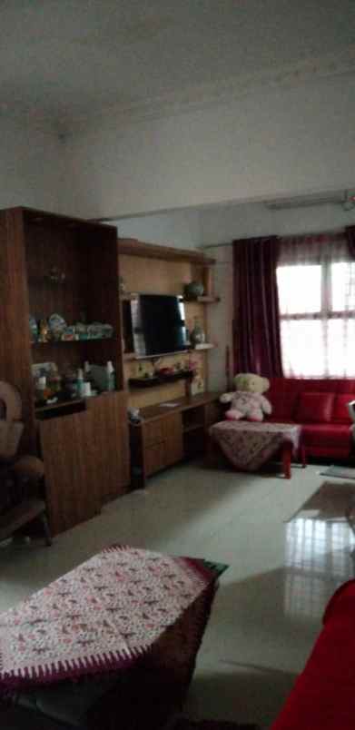 dijual rumah ciledug