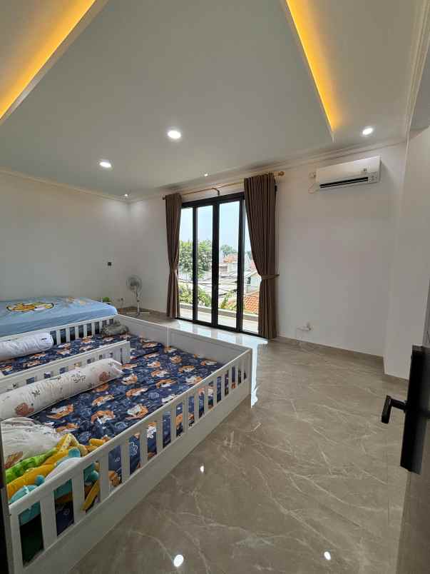 dijual rumah cimanggis