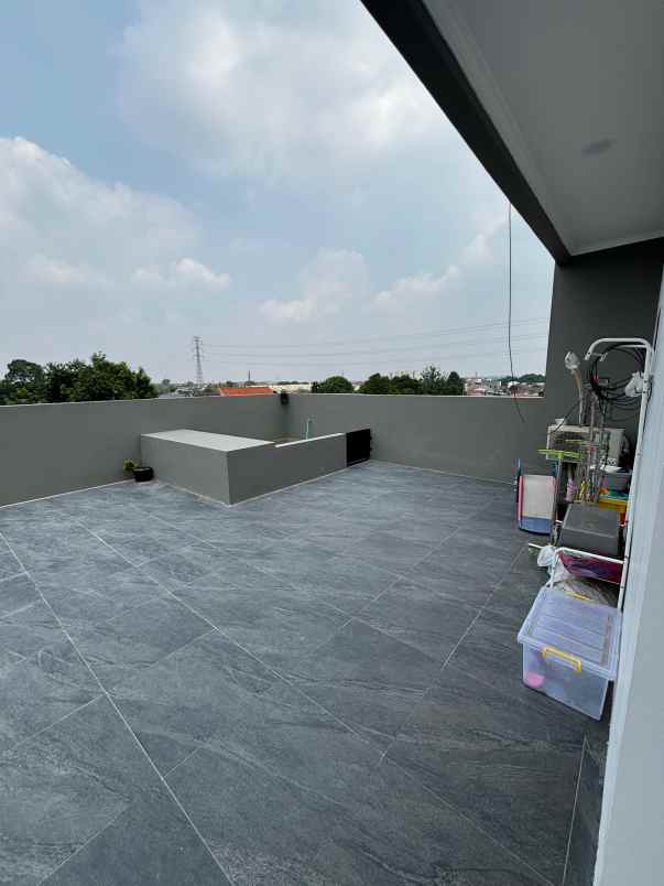 dijual rumah cimanggis