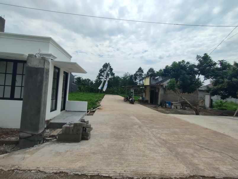 dijual rumah cipayung depok