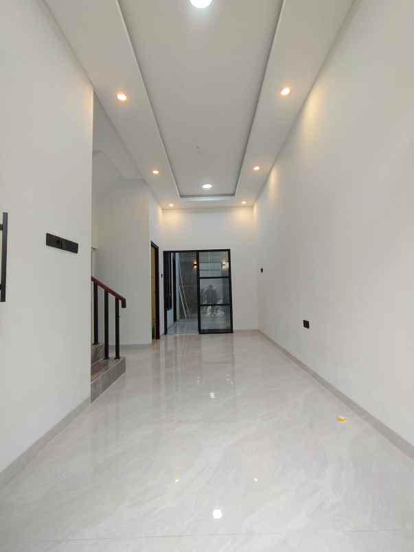 dijual rumah ciracas jakarta timur