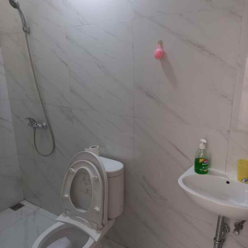 dijual rumah citra raya