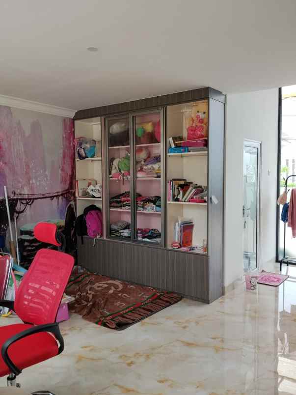 dijual rumah citraland