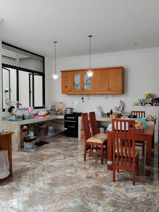 dijual rumah citraland