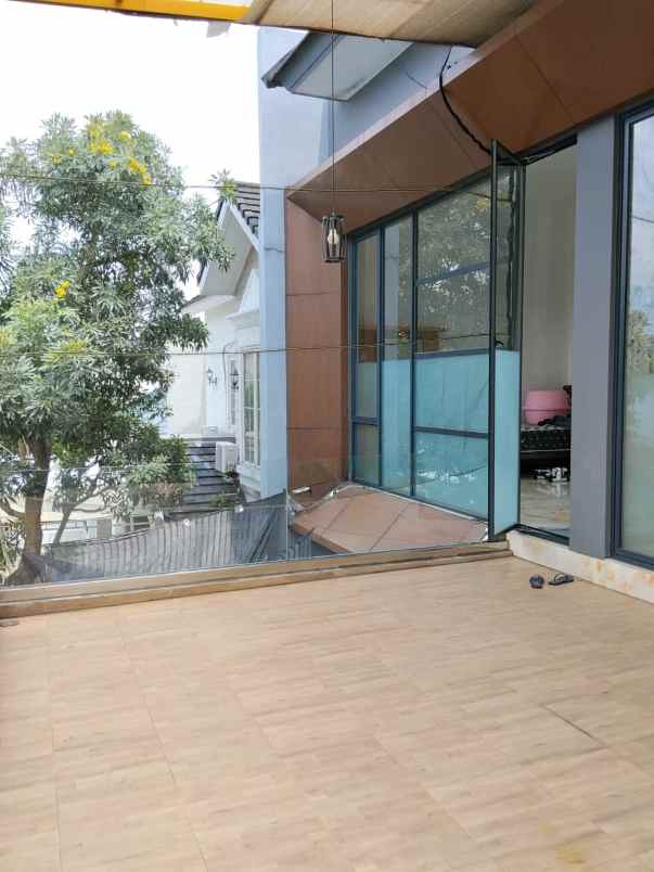 dijual rumah citraland