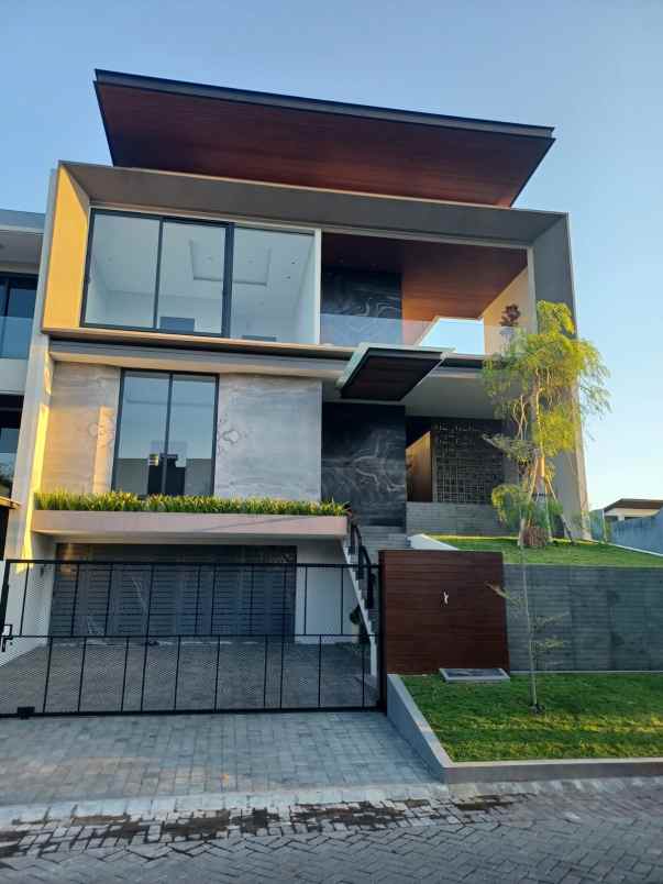 dijual rumah citraland