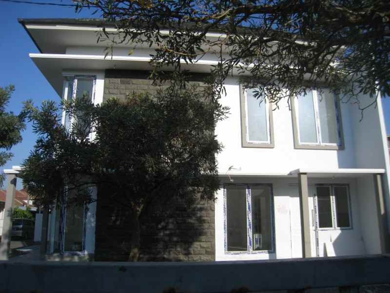 dijual rumah citraland bukit palma