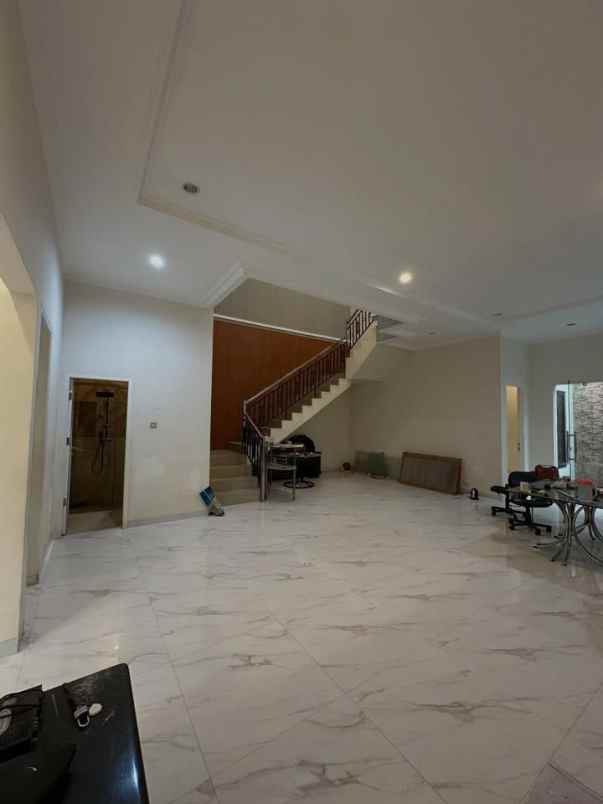 dijual rumah citraland sambikerep surabaya