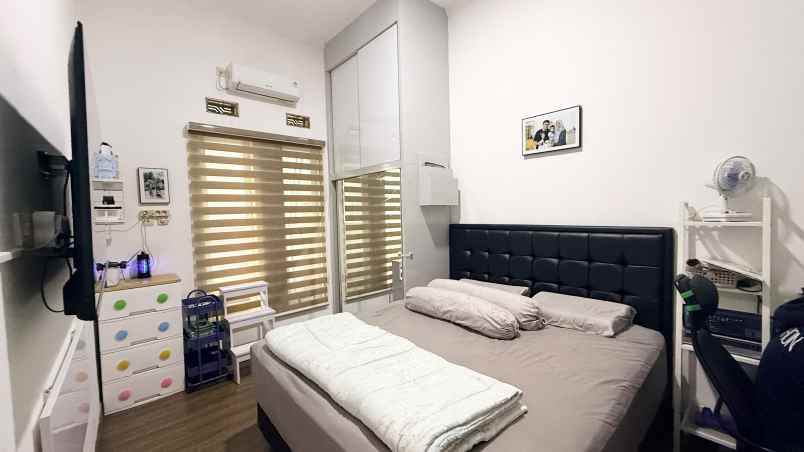 dijual rumah cluster kharisma residence