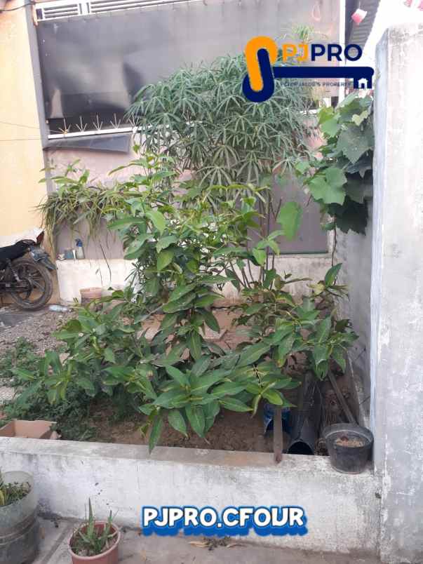 dijual rumah cluster land gardens