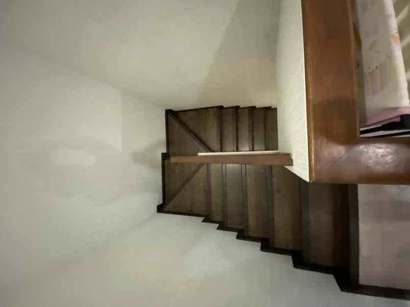 dijual rumah cluster maxwell scientia