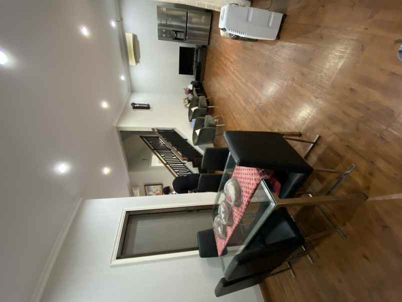 dijual rumah cluster maxwell scientia